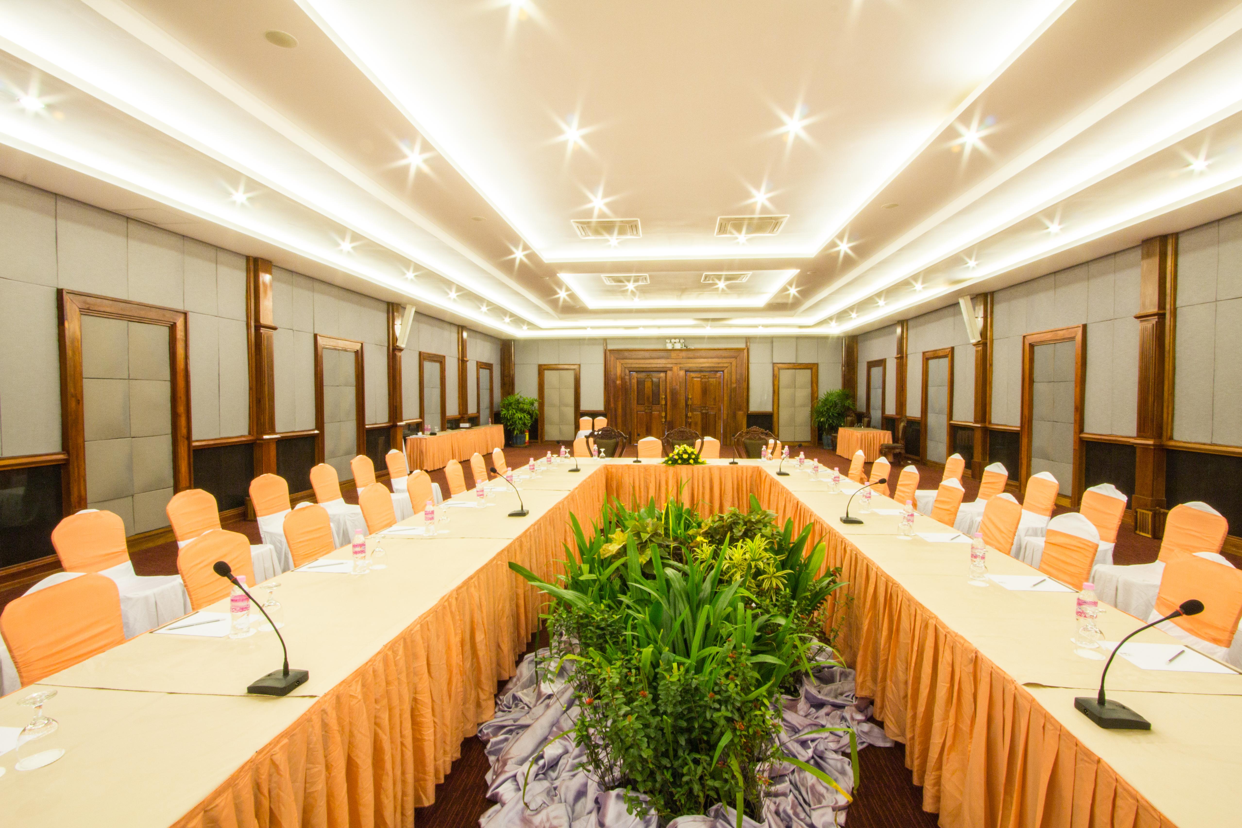 Royal Empire Hotel Siem Reap Exterior photo