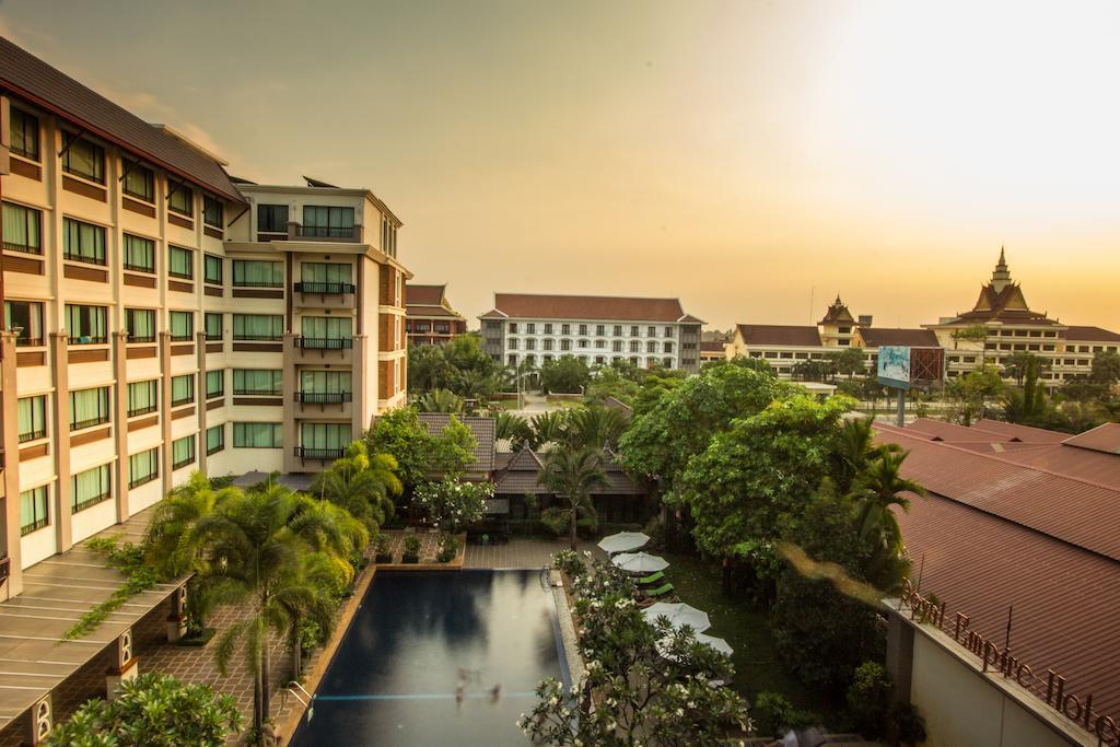 Royal Empire Hotel Siem Reap Exterior photo